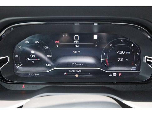 Used 2022 GMC Yukon Denali AWD/4WD image 14