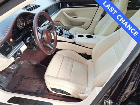 Used 2023 Porsche Panamera 4 Platinum Edition image 9