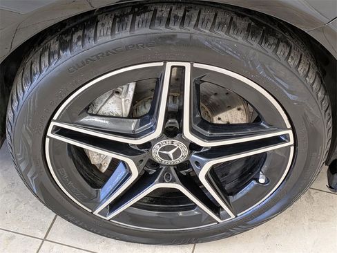 Used 2020 Mercedes-Benz C 300 4MATIC Sedan image 12