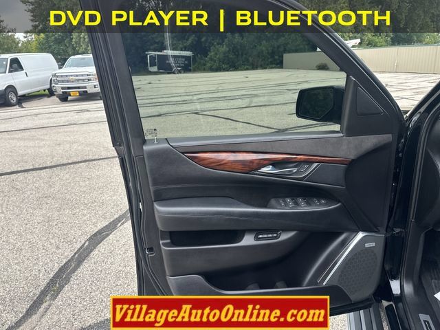 Used 2015 Cadillac Escalade ESV Premium AWD/4WD image 10