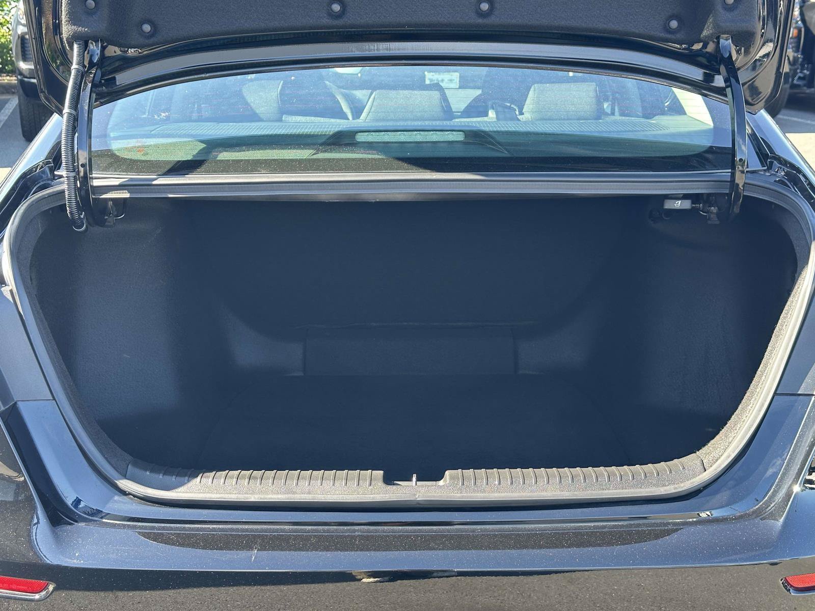Used 2023 Honda Accord LX image 26