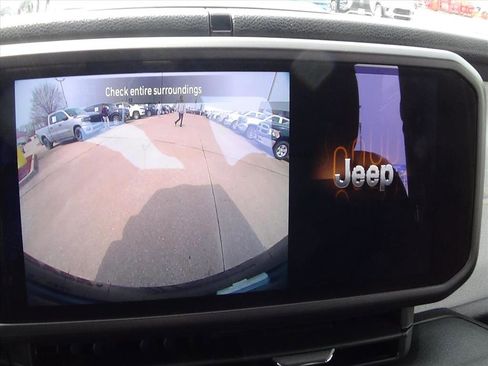 Certified 2025 Jeep Wrangler Sport image 20