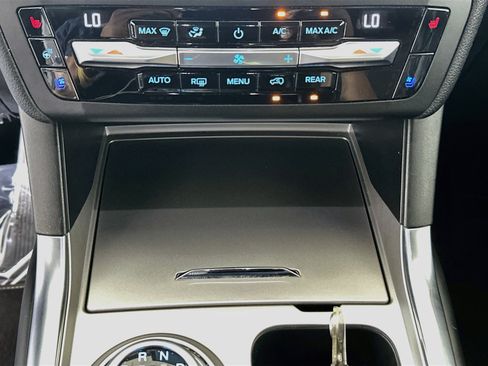 Used 2020 Ford Explorer ST w/ ST High-Performance Pack AWD/4WD image 23