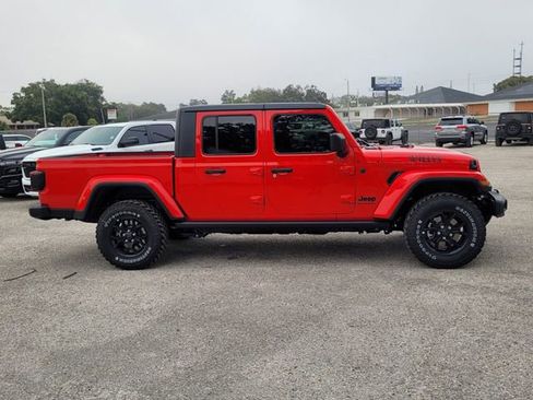 New 2026 Jeep Gladiator Willys image 9