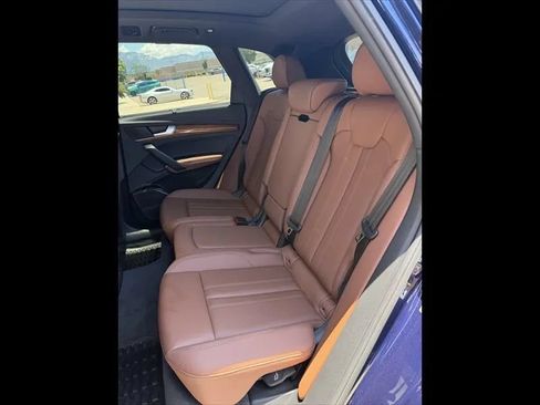 Used 2023 Audi Q5 2.0T Premium Plus w/ Premium Plus Package AWD/4WD image 13