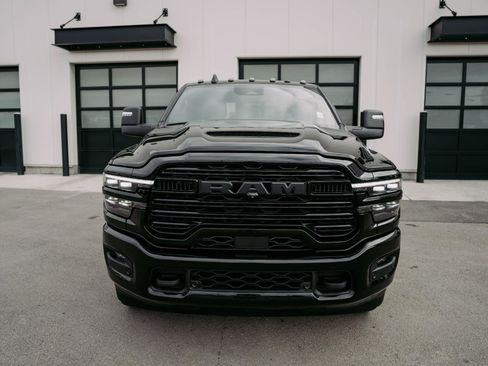 Used 2025 RAM 3500 Laramie image 2