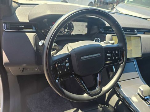 Certified 2025 Land Rover Range Rover Velar Dynamic SE image 26