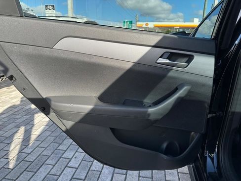 Used 2019 Hyundai Sonata SE image 27