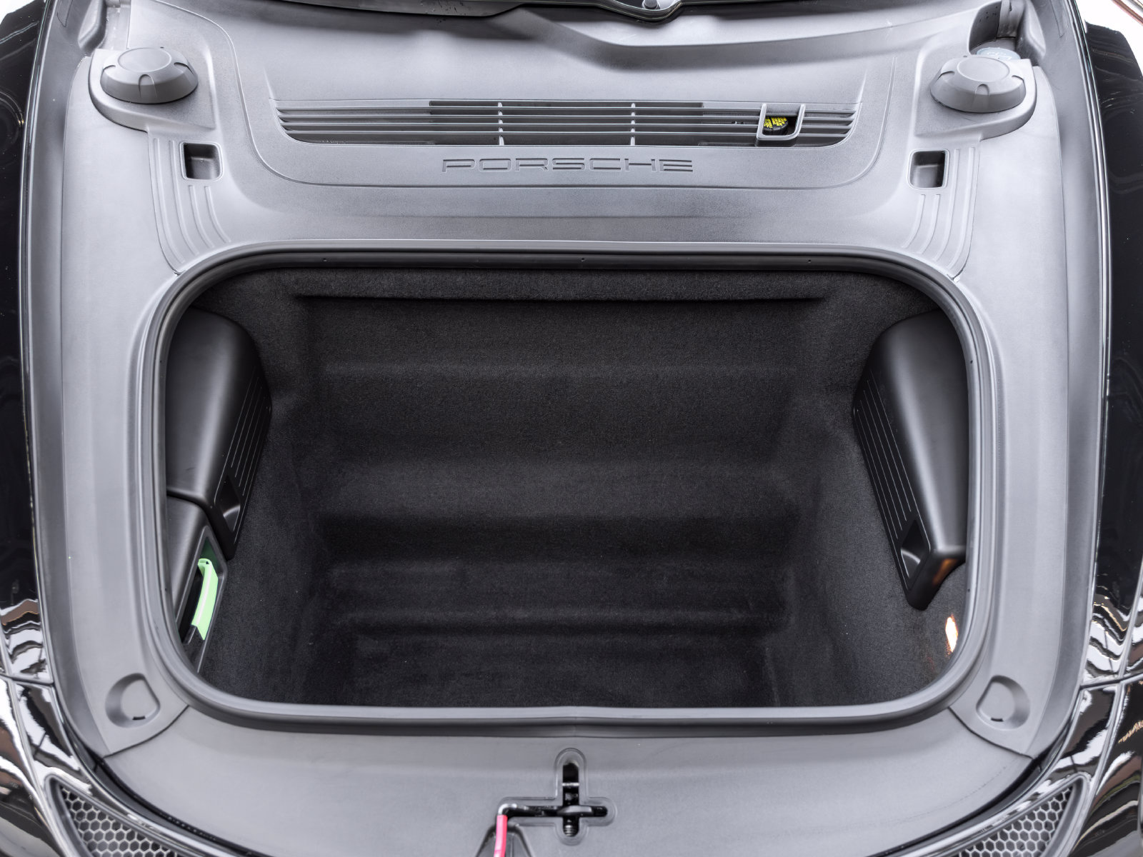 Certified 2021 Porsche 718 Cayman GT4 RWD image 59