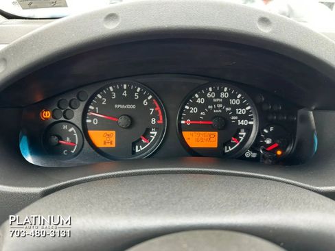 Used 2012 Nissan Frontier SV w/ SV Premium Utility Pkg AWD/4WD image 10