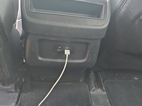Used 2023 Nissan Pathfinder S FWD image 21