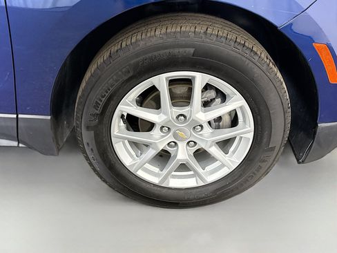 Used 2022 Chevrolet Equinox LT w/ Driver Convenience Package FWD image 32