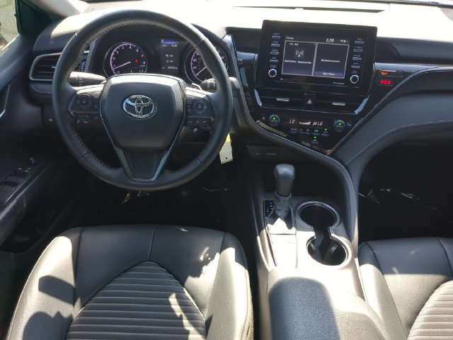 Used 2024 Toyota Camry SE FWD image 16