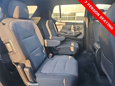 Used 2023 Chevrolet Traverse LT w/ Midnight/Sport Edition image 26