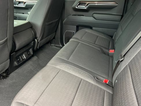 Used 2024 Chevrolet Silverado 1500 RST w/ Z71 Off-Road Package image 12