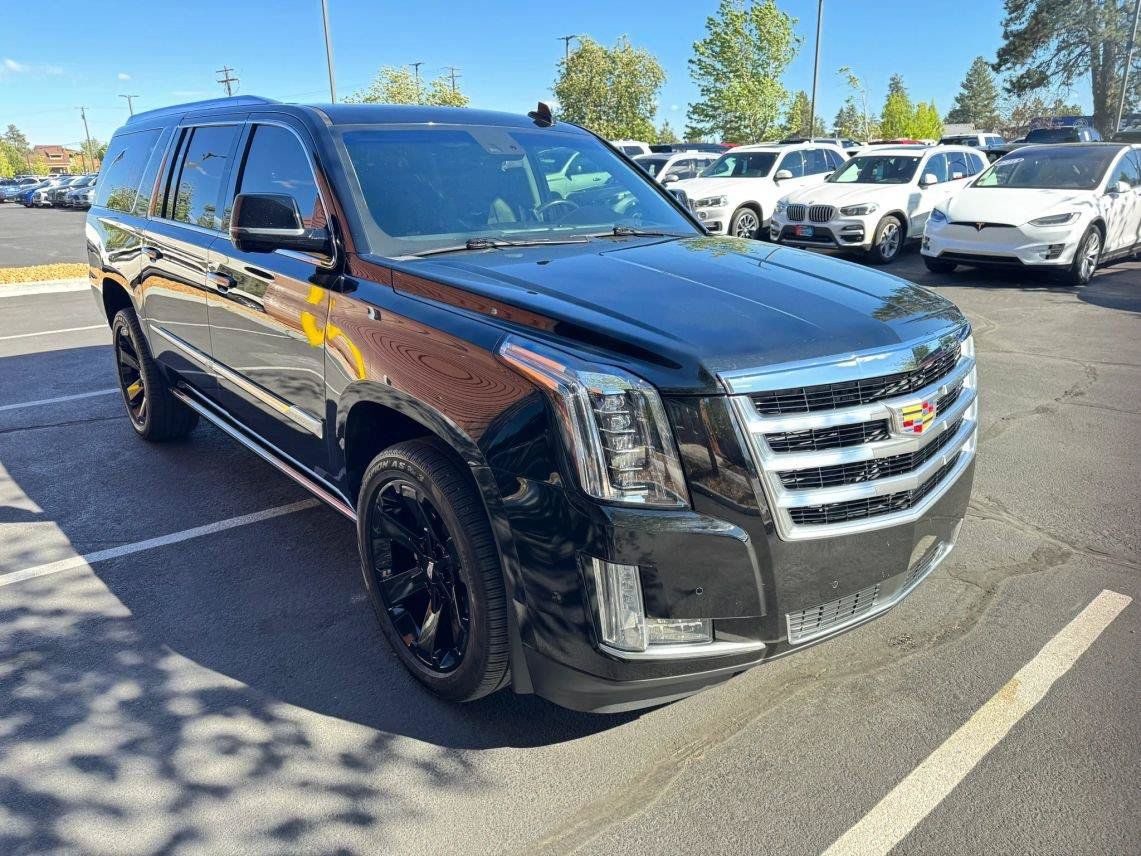 Used 2019 Cadillac Escalade ESV Premium Luxury AWD/4WD image 7