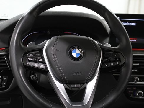 Certified 2023 BMW 530i xDrive w/ Premium Package image 7