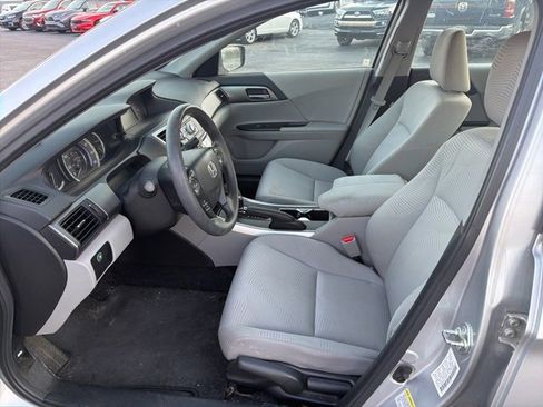 Used 2015 Honda Accord LX image 10