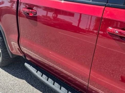 Used 2022 GMC Sierra 1500 AT4 w/ AT4 Premium Package AWD/4WD image 11