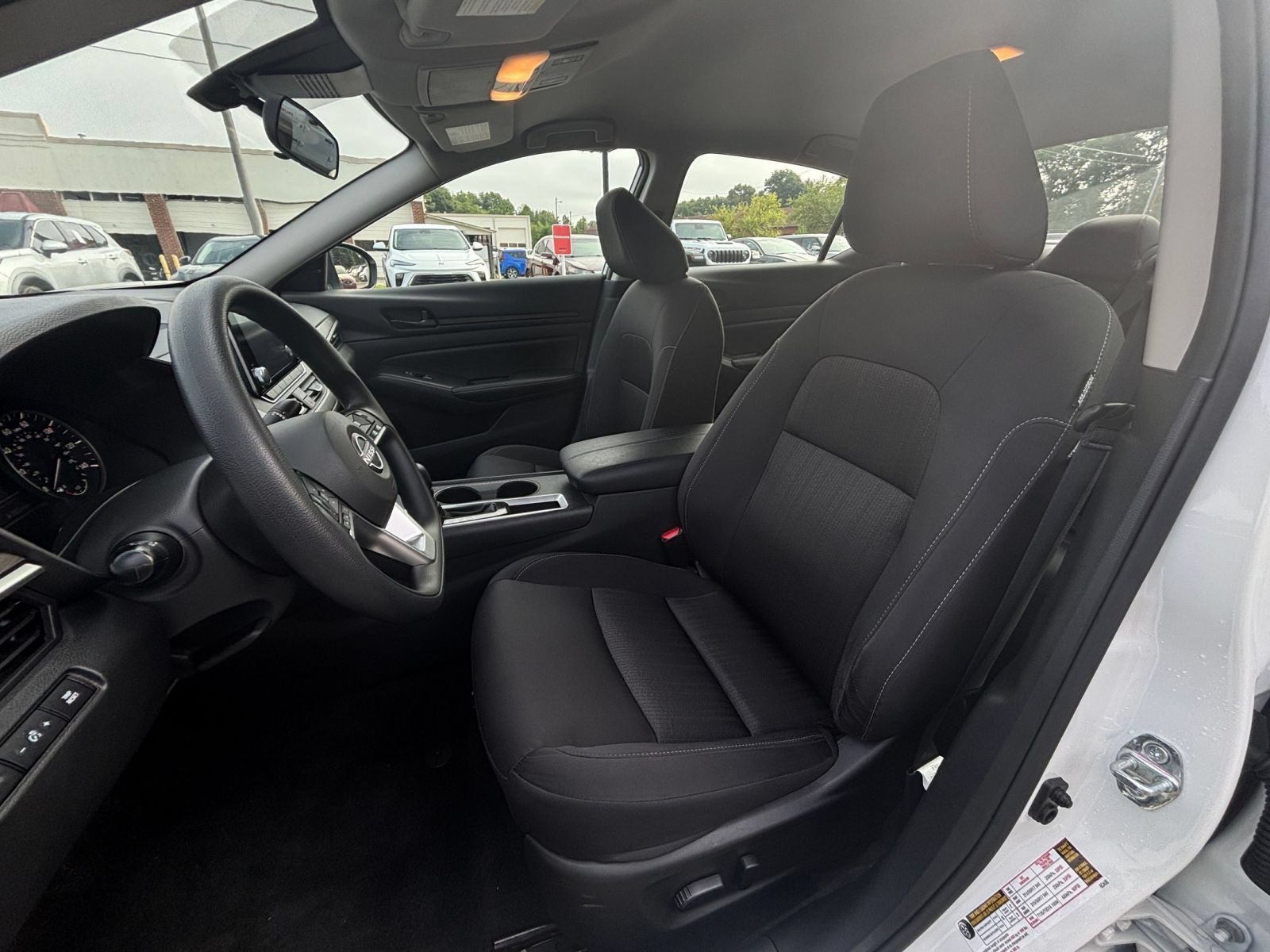 Used 2026 Nissan Altima 2.5 SV FWD image 26
