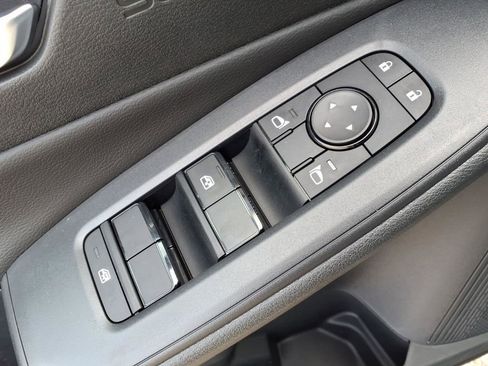 New 2026 Nissan Sentra SV image 17