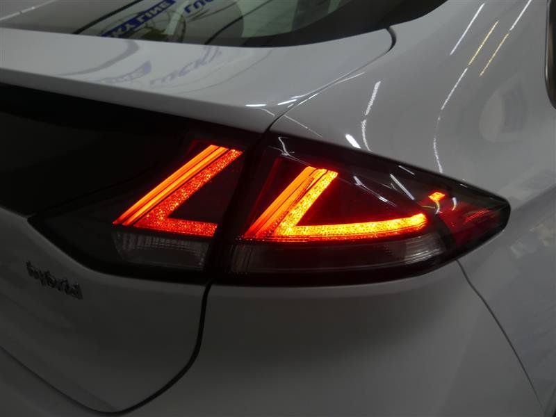 Used 2020 Hyundai Ioniq Limited FWD image 16