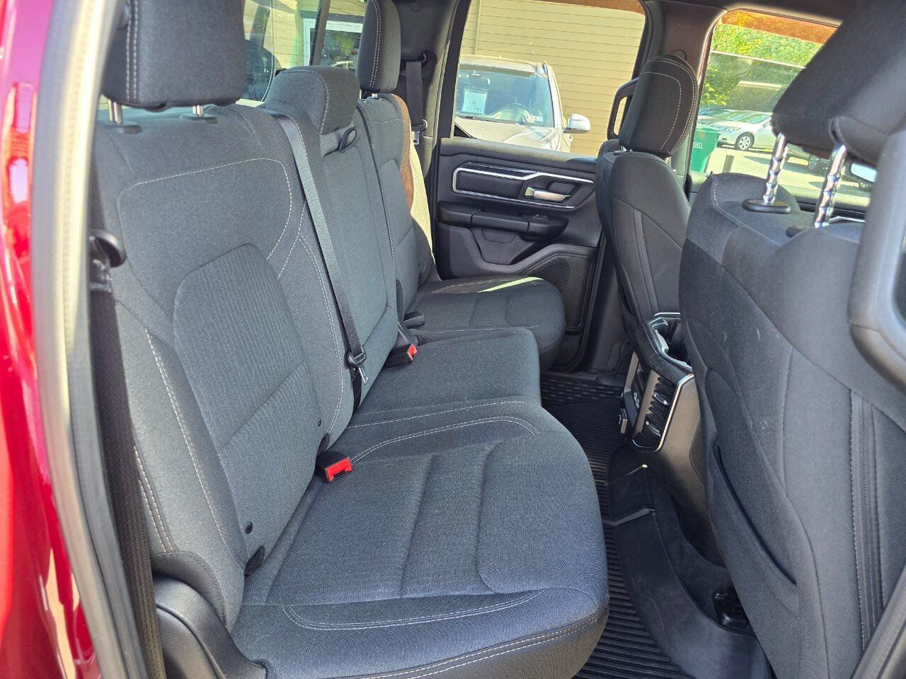Used 2019 RAM 1500 Big Horn AWD/4WD image 34