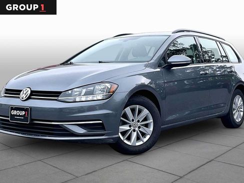 Used 2019 Volkswagen Golf S FWD image 1