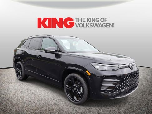 New 2026 Volkswagen Tiguan SE R-Line FWD image 1