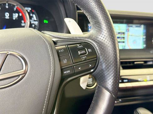 Used 2018 Lexus LC 500 Coupe RWD image 25