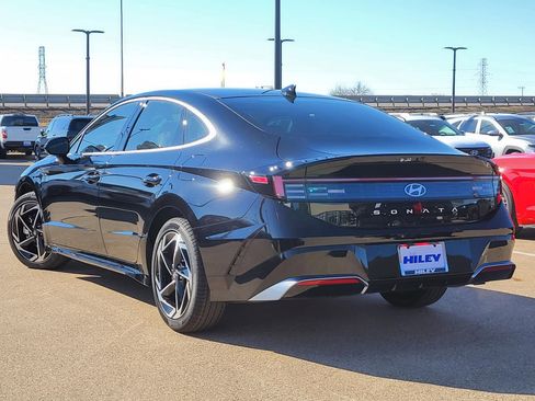 New 2026 Hyundai Sonata SEL FWD image 3