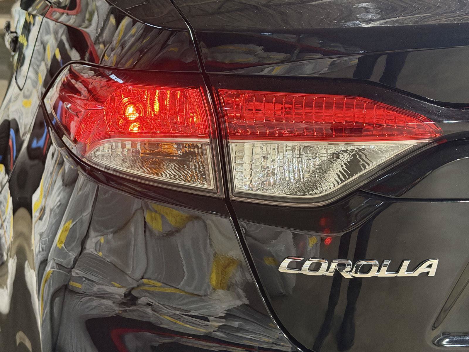 Used 2023 Toyota Corolla LE FWD image 35
