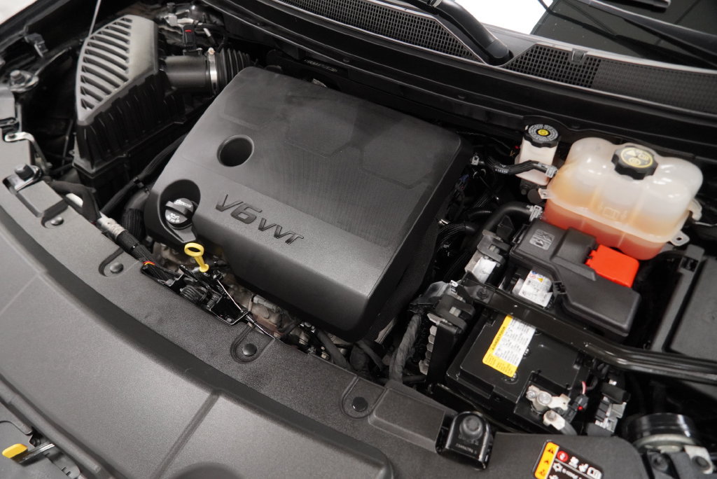 Used 2023 Chevrolet Traverse LT FWD image 45