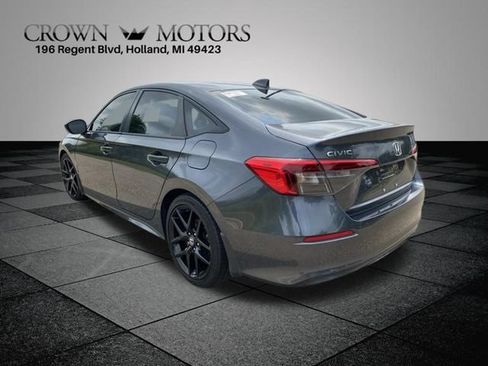 Used 2024 Honda Civic Sport image 8