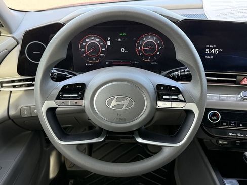 Used 2024 Hyundai Elantra SEL FWD image 20