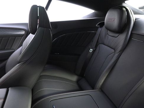 Used 2024 Bentley Continental GT image 18