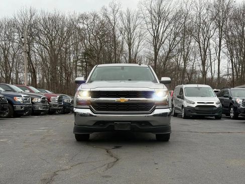 Used 2018 Chevrolet Silverado 1500 LT image 3
