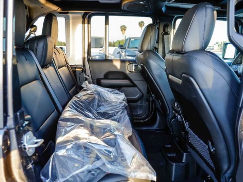New 2026 Jeep Wrangler Unlimited Rubicon image 20