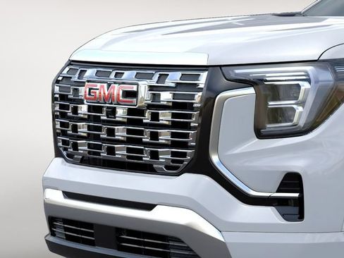 New 2027 GMC Terrain Denali w/ LPO, Black Badging Package AWD/4WD image 13