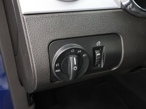 Used 2008 Ford Mustang GT RWD image 38