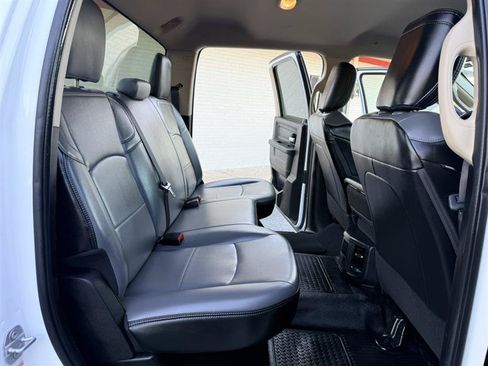 Used 2019 RAM 2500 Tradesman w/ Chrome Appearance Group AWD/4WD image 13