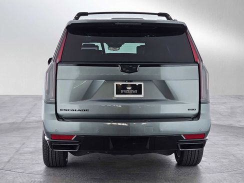 Certified 2023 Cadillac Escalade ESV Sport Platinum image 4