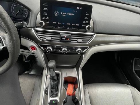 Used 2019 Honda Accord LX image 13