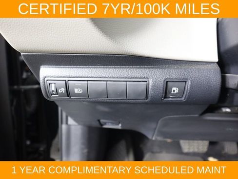 Used 2025 Toyota Corolla LE FWD image 18