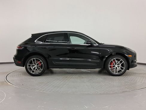 New 2026 Porsche Macan S image 8