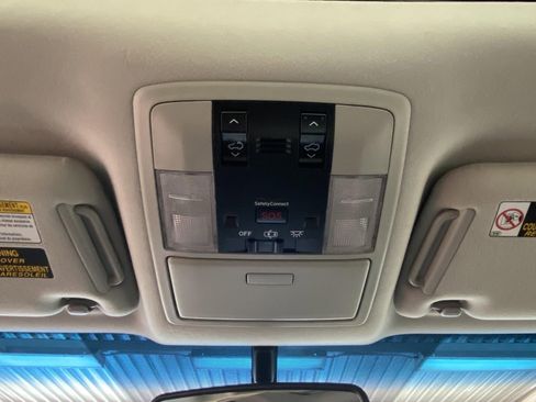 Used 2018 Lexus GX 460 Premium w/ Navigation Package image 27