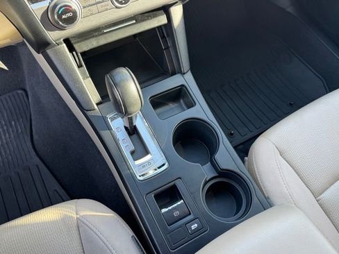 Used 2016 Subaru Legacy 2.5i Premium image 25