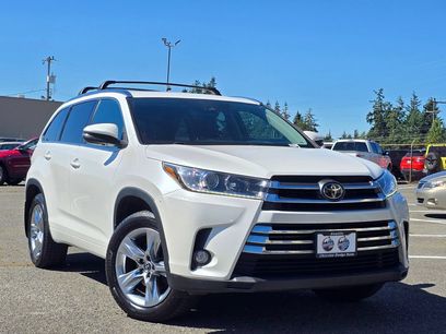 Used 2017 Toyota Highlander Limited