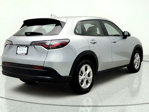 Used 2023 Honda HR-V LX image 5
