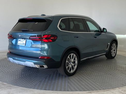 Used 2026 BMW X5 xDrive50e w/ Premium Package AWD/4WD image 8